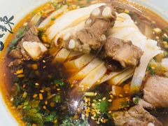 红烧排骨米粉-常樂屋·常德米粉(青年路店)