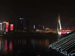 -屋顶顶城市·江景酒店-客房部