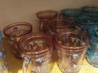 近几年名创优品真的是遍地开花，感觉她已经是我心中的小