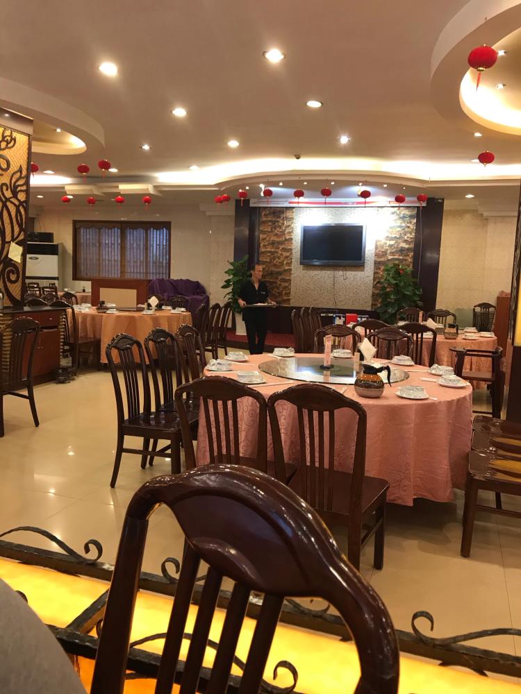 香满楼大酒店(梁清路店)-"菜很无锡,有的真的挺甜的,但是大体的口味.
