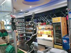 -蓝尊量贩(黄河路店)