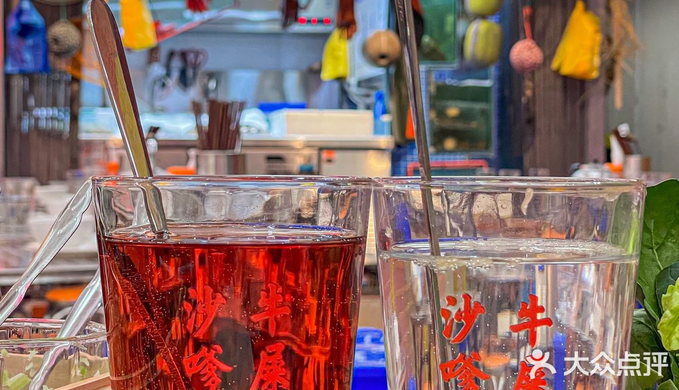 低评分小店也有好味道 | 谁家好老板管自己的火锅叫牛屎湾啊？
