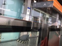 -东方航空(虹桥路店)