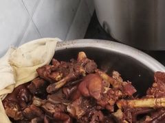 -王万妈卤猪脚(青岩交通路)
