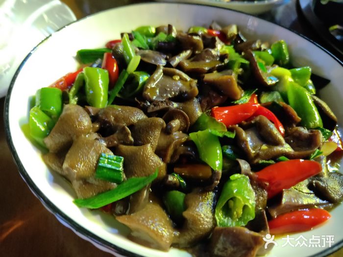 榕江牛瘪牛肉火锅图片