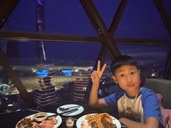 -东方明珠·空中旋转餐厅