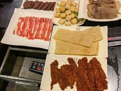 -宽板凳老灶火锅(簋街店)