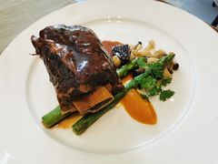 蜜汁谷饲安格斯牛肋骨-花园5號餐厅