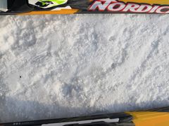 -采薇庄园四季滑雪场