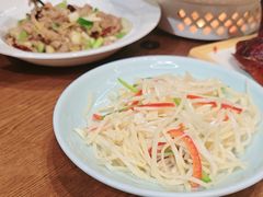 -老滇山寨•云南特色菜•地方菜•民族风情歌舞表演(金碧店)