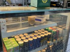 面包甜点陈列柜-阿金大白·上海菜馆(新天地店)