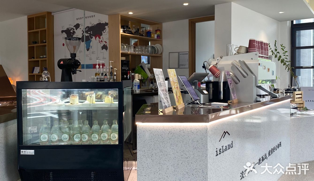 探店【4/100】|终于找到离家近又干净chill的咖啡店啦
