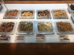 -三佰瑞冻酸奶(凯德MALL店)