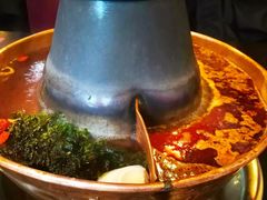 -楼外楼大刀肉传统火锅居(幸福街店)