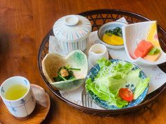 -Tsuru鹤日本料理(静安香格里拉店)