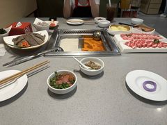 -海底捞火锅鲜切牛肉主题店(长寿路店)