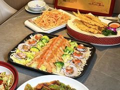 -鑫渔港海鲜本地菜·山海关浑锅(东戴河店)