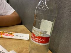 -愉肴麻辣香锅(中山路店)
