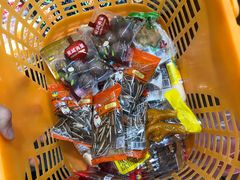 -来伊份(仙霞路五店)