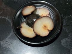 -果松木炭酸菜铜火锅·外婆参鸡汤