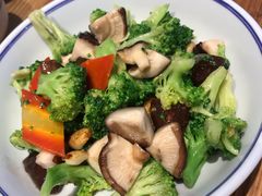 拍蒜香菇炒兰花-大厨小馆(华阳城店)