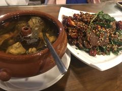 -88号小吃店·经典云南菜·地道纳西美食