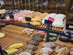 -焙丽拾光(麦凯乐直营店)