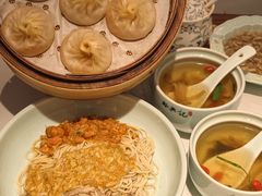 -裕兴记•蟹黄面馆(人民广场店)