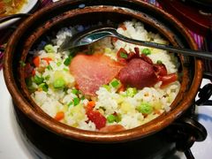 -香巴拉云南餐厅(华莱坞店)