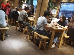 大堂-管氏翅吧(护国寺店)