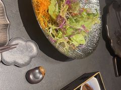 -铭牛烧肉·和牛海鲜自助(高新月牙湖店)