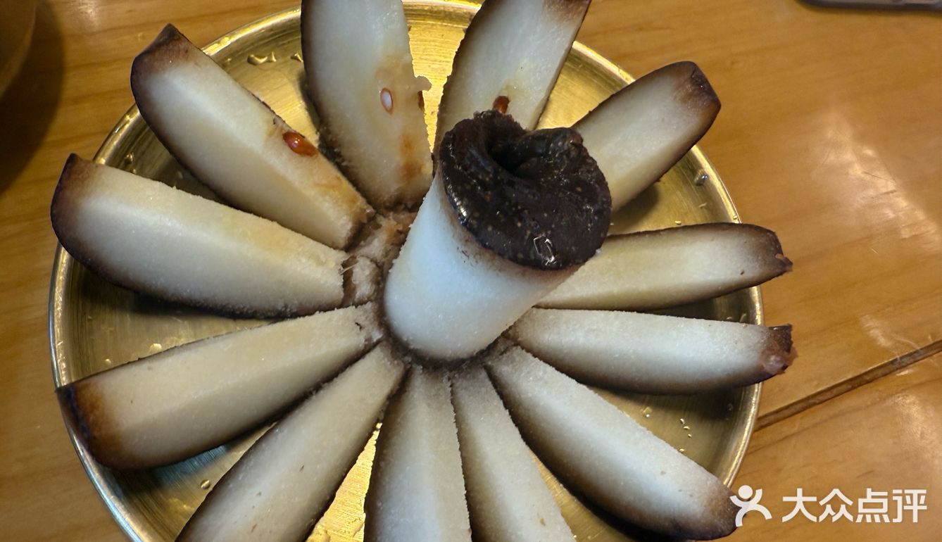 大咬烤肉满足感-闻老头菊花碳烤肉