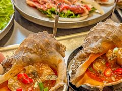 -围炉肉舍•炭烤活鳗•丹东海鲜烤肉(步行街店)