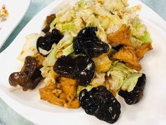 -六和聚传统烤鸭.天津菜(和平店)