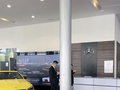-杭州中升之星奔驰4S店(滨江店)