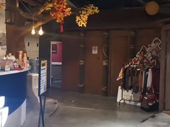 -暴风岛沉浸式体验馆(百联世纪店)