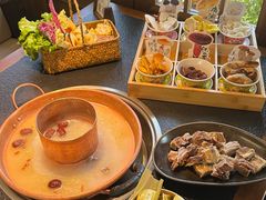 -菌自由丨野生菌火锅特色庭院餐厅(丽江古城店)