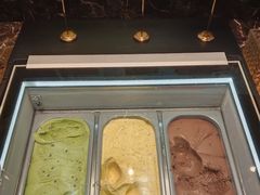 -黑金·寻焰自助百汇·烤肉·火锅(中街店)