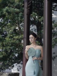 -樱花婚纱摄影