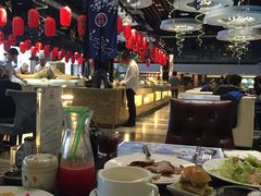 -小天鹅戴斯酒店鲸鲨百汇创作料理