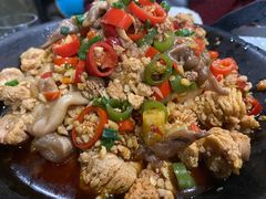 干锅鱼杂-湘肠香火锅店(团结湖店)