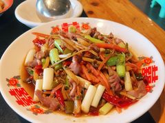 泡菜炒鸡杂-李子坝梁山鸡(李子坝大鸡哥店)