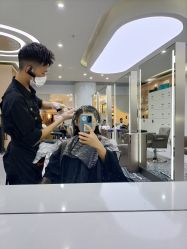 -苏豪路易士·嘉玛发廊