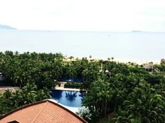 -三亚湾海居铂尔曼度假酒店