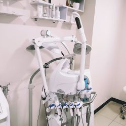 -蕾特恩专业祛痘国际连锁