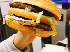 -麦当劳(展览路店)