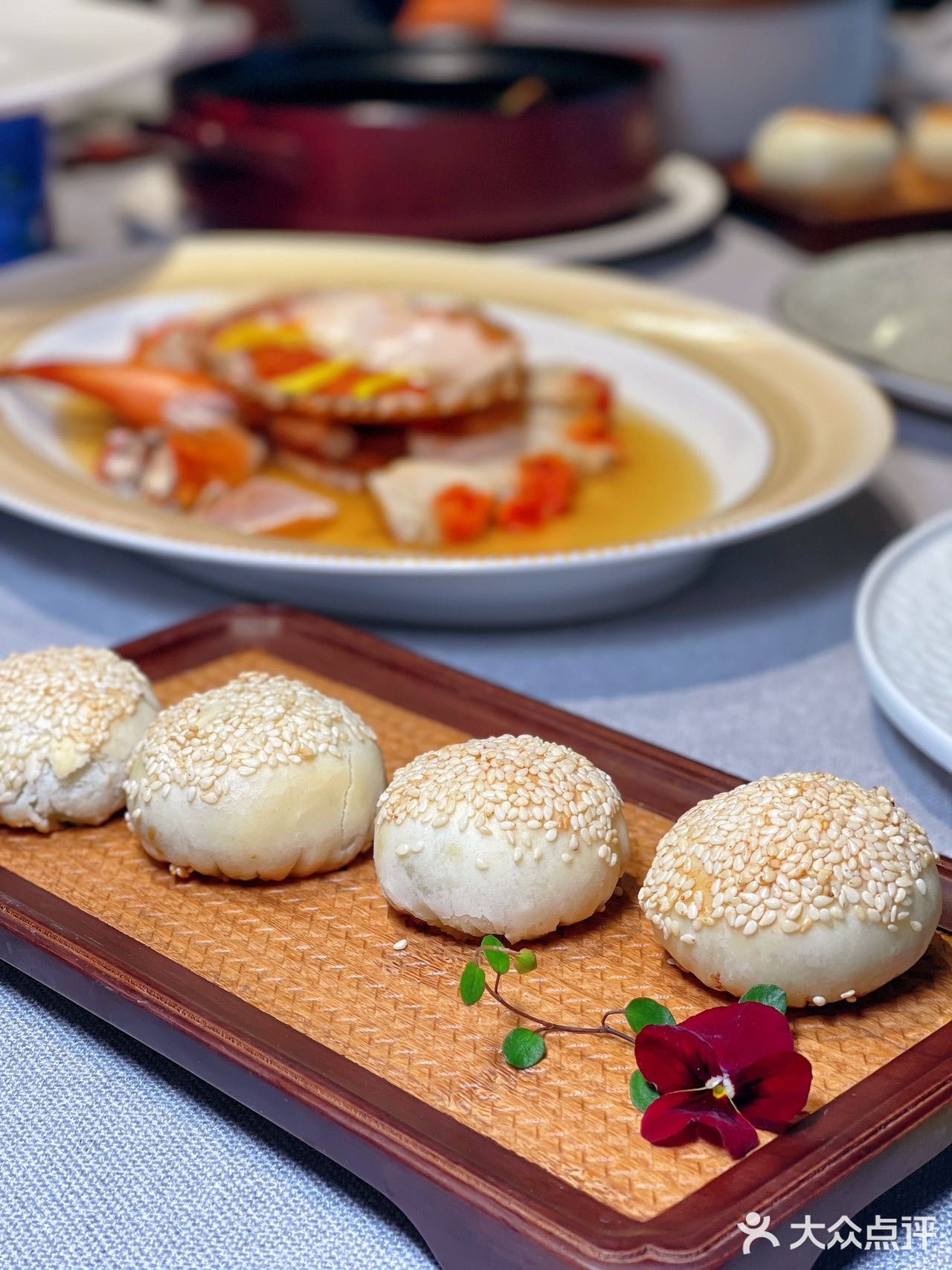 南京东路299号宏伊广场六层S-604店铺