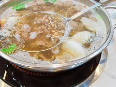-闽粤一牛潮汕牛肉火锅