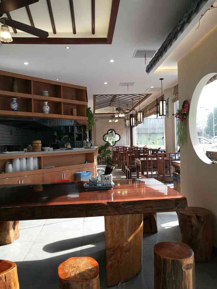 东吴面馆(东兴路店)-"口感还好 商家主打是面条 但是身为苏北人.