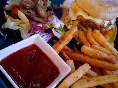 -Famous肥猫墨西哥音乐餐吧(五棵松华熙LIVE店)